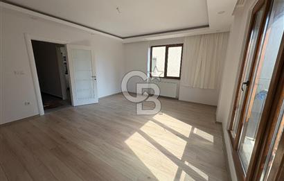 KARTAL KARLIKTEPE KATTA TEK SATILIK 3+1 DAİRE