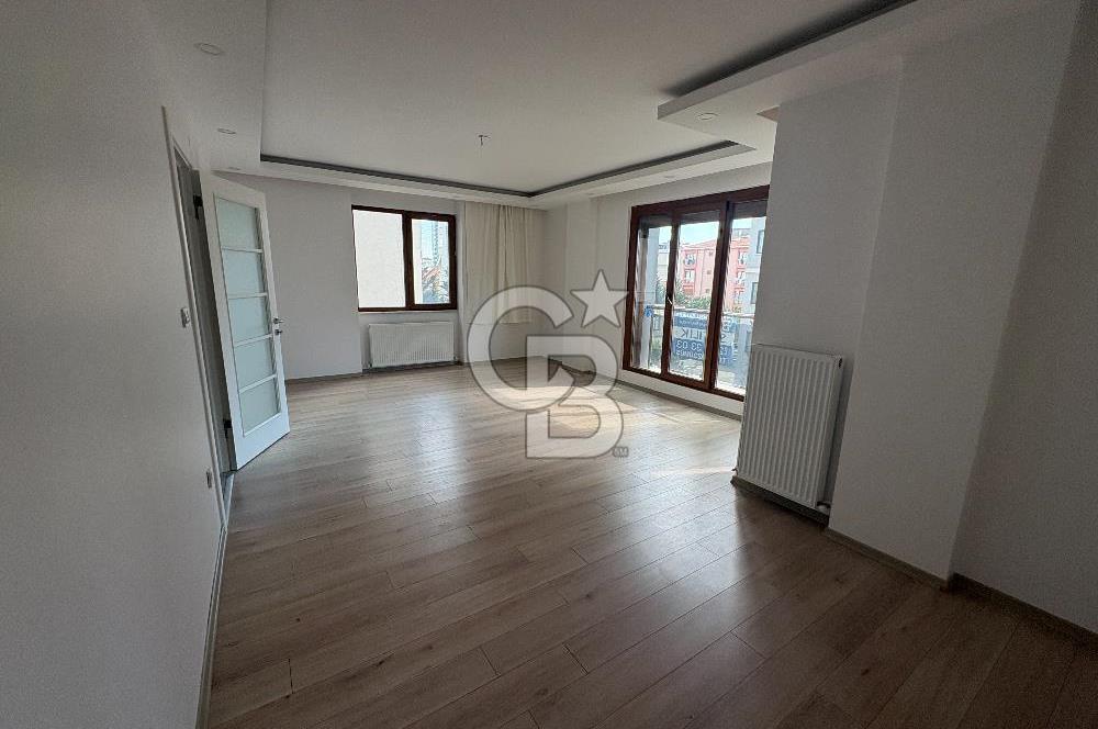 KARTAL KARLIKTEPE KATTA TEK SATILIK 3+1 DAİRE