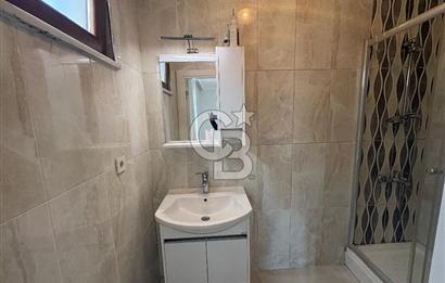 KARTAL KARLIKTEPE KATTA TEK SATILIK 3+1 DAİRE