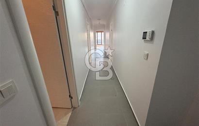 KARTAL KARLIKTEPE KATTA TEK SATILIK 3+1 DAİRE