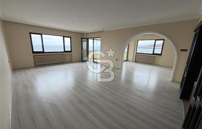 YILDIZLI CANIM SİTESİ'NDE DENİZ MANZARALI KİRALIK 3+1 DAİRE