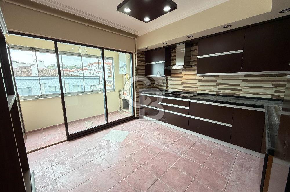 YILDIZLI CANIM SİTESİ'NDE DENİZ MANZARALI KİRALIK 3+1 DAİRE