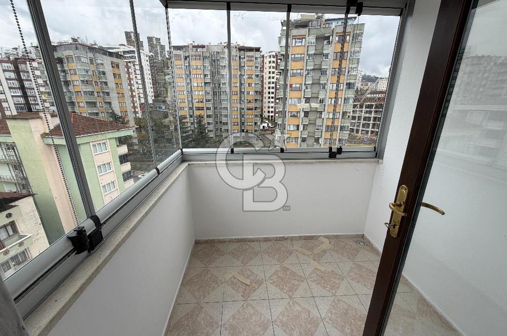 YILDIZLI CANIM SİTESİ'NDE DENİZ MANZARALI KİRALIK 3+1 DAİRE