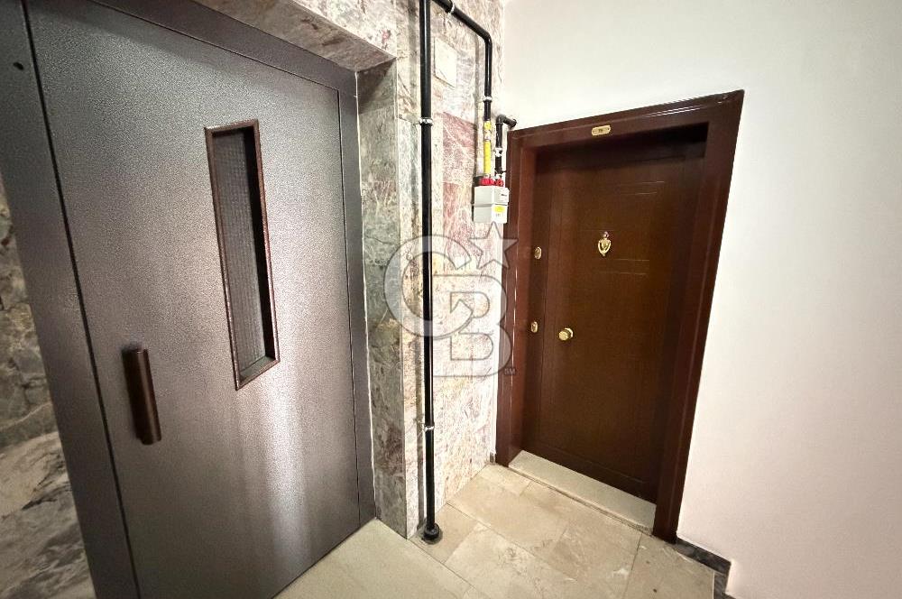 YILDIZLI CANIM SİTESİ'NDE DENİZ MANZARALI KİRALIK 3+1 DAİRE