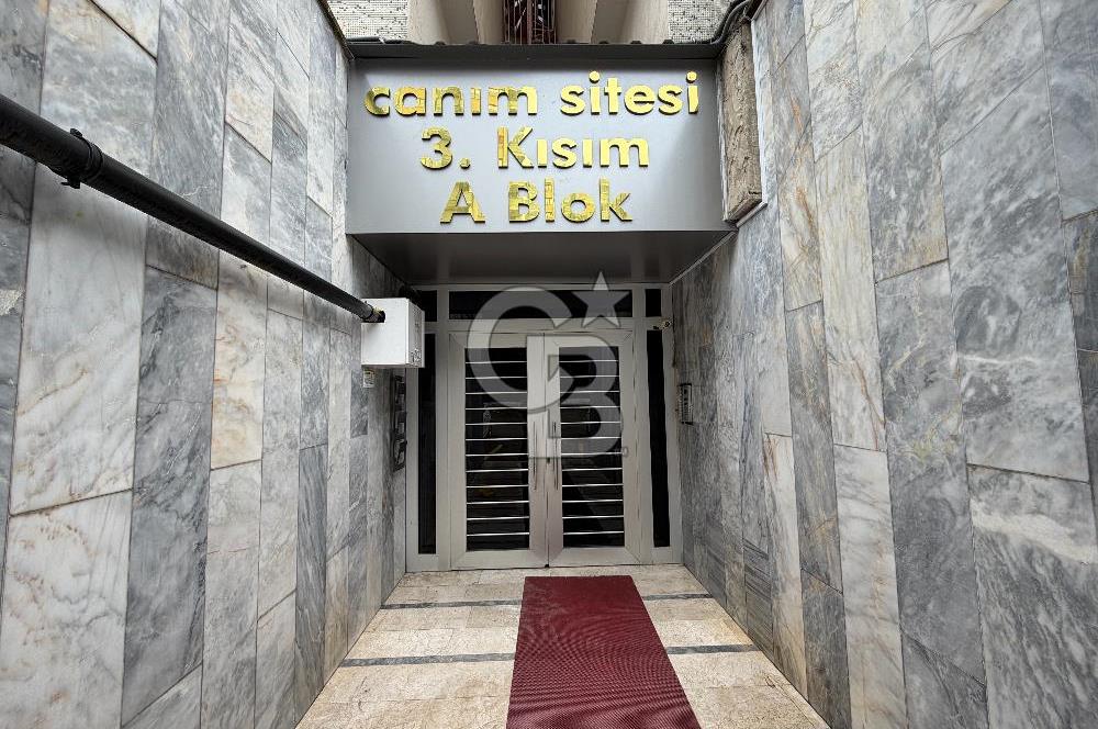 YILDIZLI CANIM SİTESİ'NDE DENİZ MANZARALI KİRALIK 3+1 DAİRE