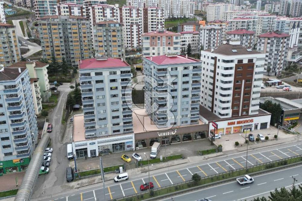 YILDIZLI CANIM SİTESİ'NDE DENİZ MANZARALI KİRALIK 3+1 DAİRE