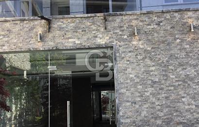 Beşiktaş Dikilitaş'ta Merkezi Konumda 2+1 Açık Mutfak Daire