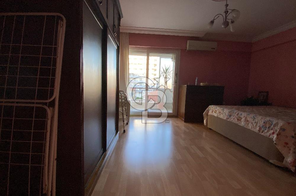 ŞEMİKLER YALI MAHALLESİNDE 4+1 GENİŞ VE KONFORLU SATILIK DAİRE