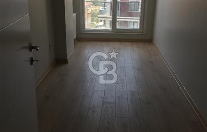 Beşiktaş Dikilitaş'ta Merkezi Konumda 2+1 Açık Mutfak Daire