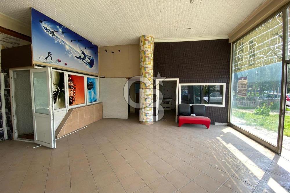 SİNCAN MARAŞAL ÇAKMAKDA ATATÜRK CAD YAKINI DEPOLU SATILIK DÜKKAN