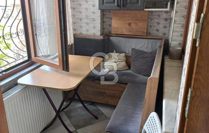 Fatih Ana Cadde Üzeri Satılık 2+1 Eşyalı Daire