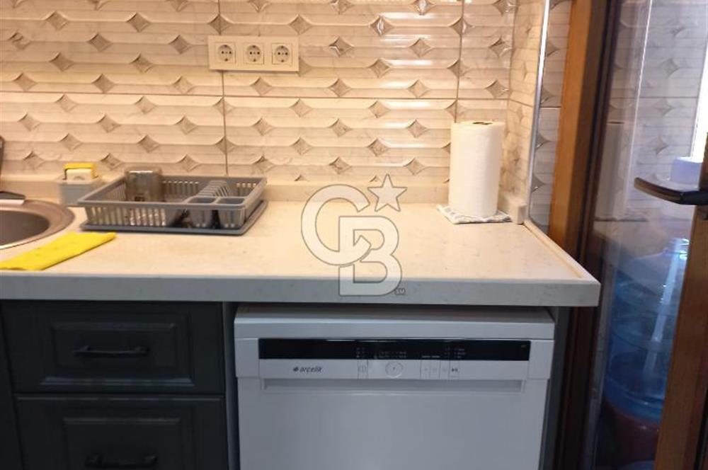 Fatih Ana Cadde Üzeri Satılık 2+1 Eşyalı Daire