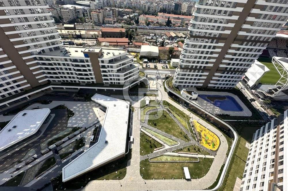 Evora İzmir`de Deniz ve Peyzaj Manzaralı 2+1 Kiralık Daire