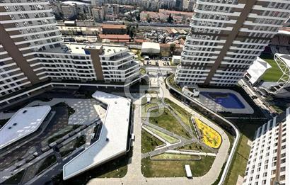 Evora İzmir`de Deniz ve Peyzaj Manzaralı 2+1 Kiralık Daire