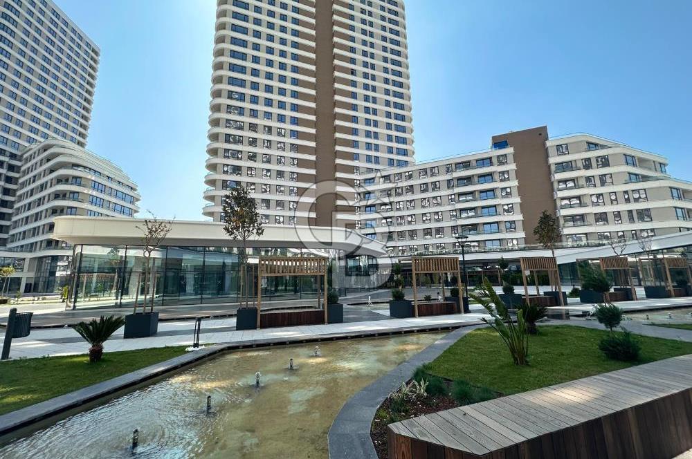 Evora İzmir`de Deniz ve Peyzaj Manzaralı 2+1 Kiralık Daire