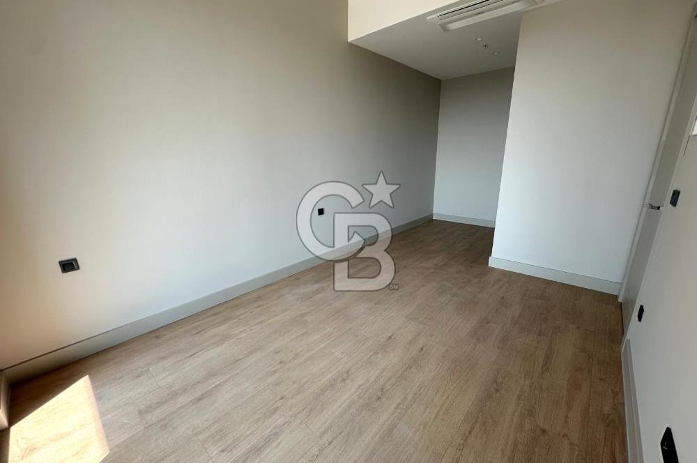 Evora İzmir`de Deniz ve Peyzaj Manzaralı 2+1 Kiralık Daire