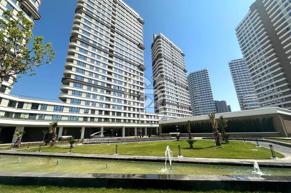 Evora İzmir`de Deniz ve Peyzaj Manzaralı 2+1 Kiralık Daire