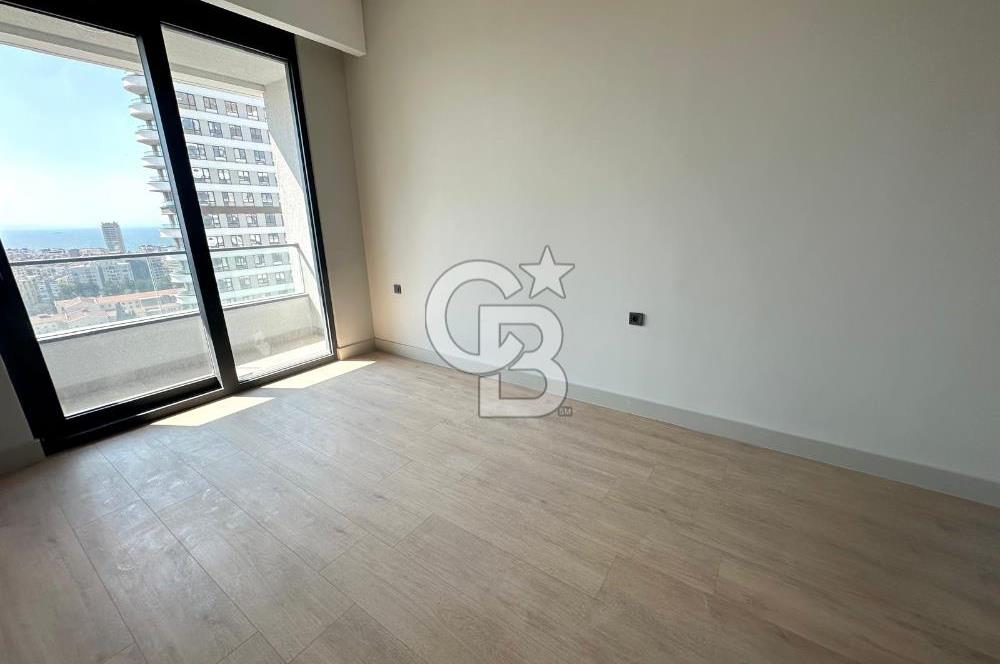 Evora İzmir`de Deniz ve Peyzaj Manzaralı 2+1 Kiralık Daire