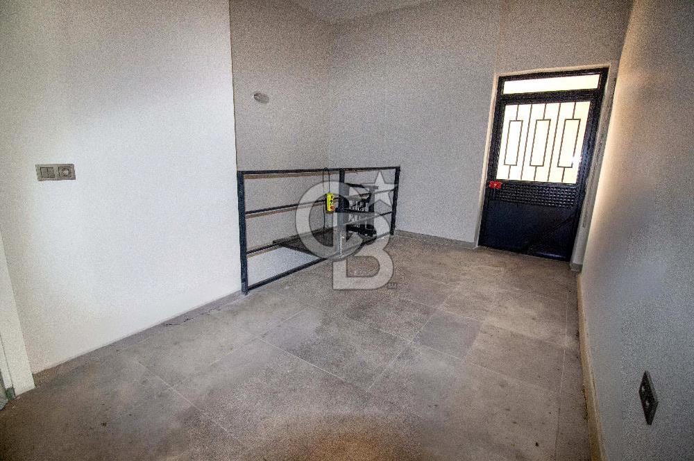 CB EAGLE'dan ÇEVRE YOLU ÜZERİNDE 600 m² SATILIK İŞ YERİ