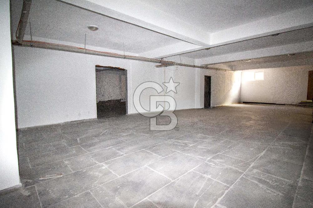 CB EAGLE'dan ÇEVRE YOLU ÜZERİNDE 600 m² SATILIK İŞ YERİ