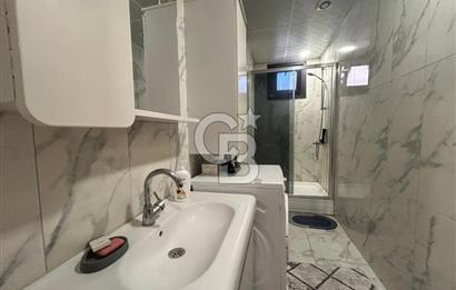 Kızıltoprak'ta genç binada eşyalı 2+1 daire