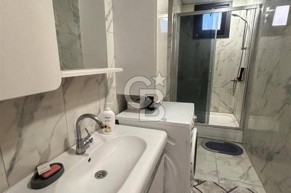 Kızıltoprak'ta genç binada eşyalı 2+1 daire