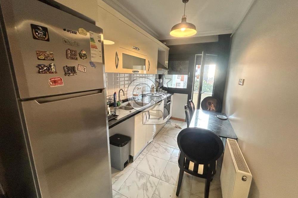 Kızıltoprak'ta genç binada eşyalı 2+1 daire