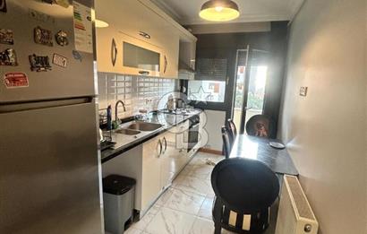 Kızıltoprak'ta genç binada eşyalı 2+1 daire