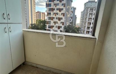 Kızıltoprak'ta genç binada eşyalı 2+1 daire