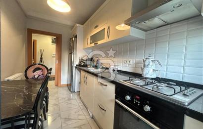 Kızıltoprak'ta genç binada eşyalı 2+1 daire