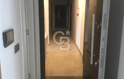 Yüreğir Akdeniz Mah. Havuzlu Site İçi Doğalgazlı Daire 2+1