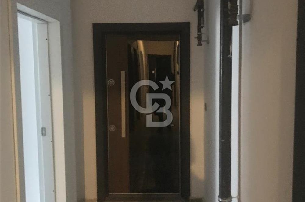 Yüreğir Akdeniz Mah. Havuzlu Site İçi Doğalgazlı Daire 2+1