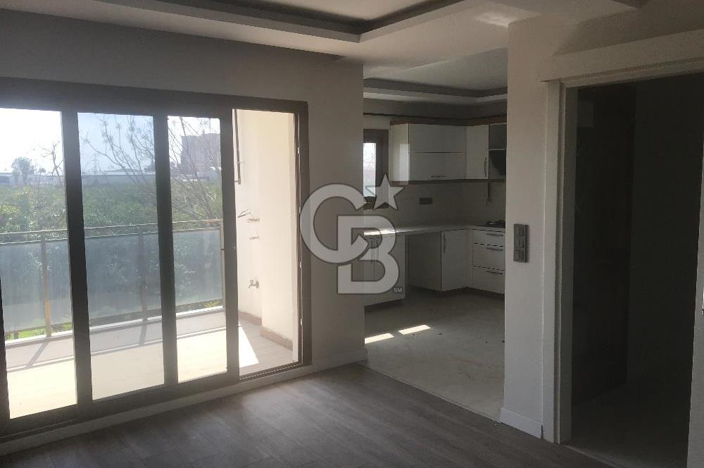 Yüreğir Akdeniz Mah. Havuzlu Site İçi Doğalgazlı Daire 2+1