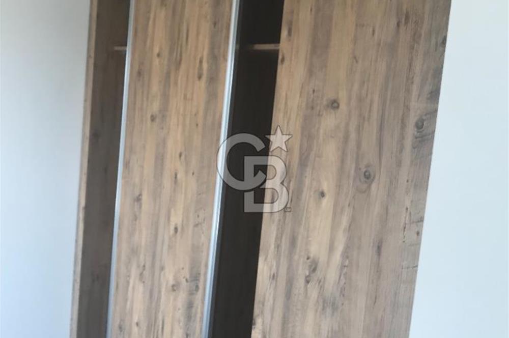 Yüreğir Akdeniz Mah. Havuzlu Site İçi Doğalgazlı Daire 2+1