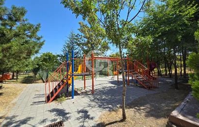 ETİMESGUT AYYILDIZ MAH. YÜZME HAVUZLU SİTEDE KİRALIK 3+1 DAİRE