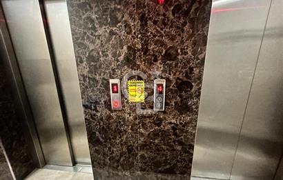 Kızıltoprak'ta genç binada eşyalı 2+1 daire