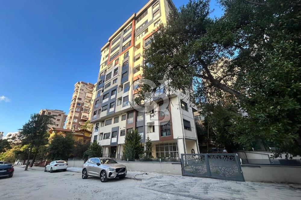 Kızıltoprak'ta genç binada eşyalı 2+1 daire