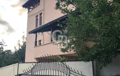 SATILIK BEYKOZDA ELMALI KÖYÜNDE MÜSTAKİL BAHÇELİ EV