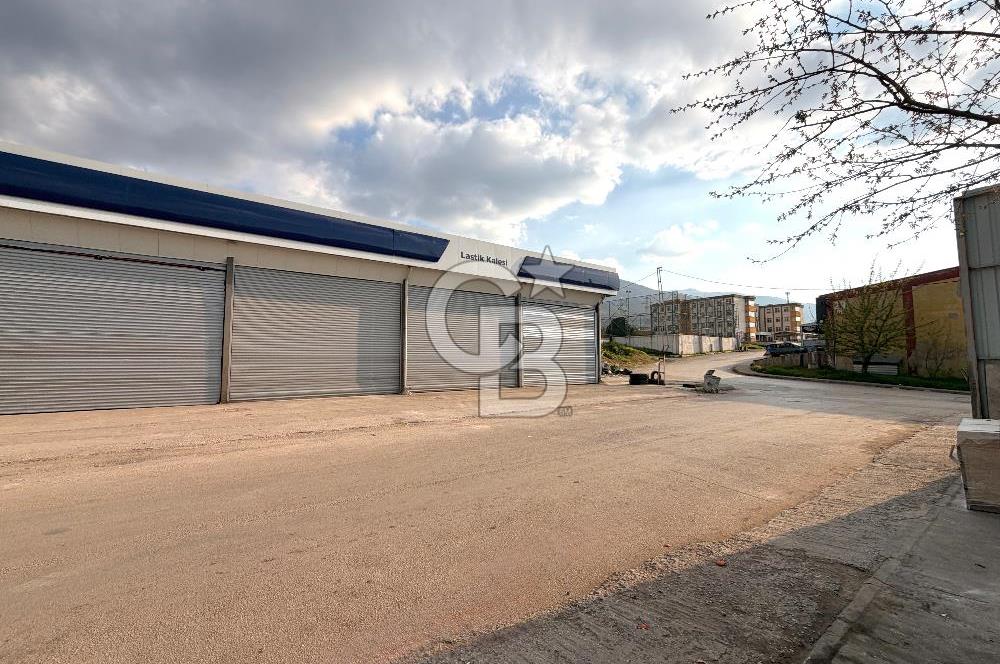 Otosansit 26. Blokta Değerli Konumda Kiralık Dükkan