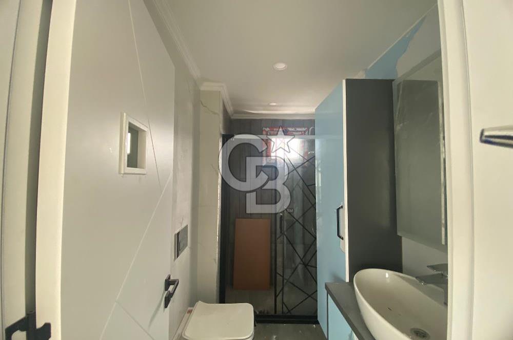 MENEMEN EMİRALEM'DE  6+1 TRİPLEX SİTE İÇİ HAVUZLU VİLLA