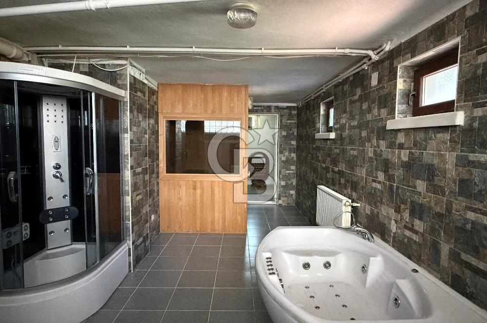 Geniş Bahçe + Sauna | 6+1 Villa | Merkezi Konum