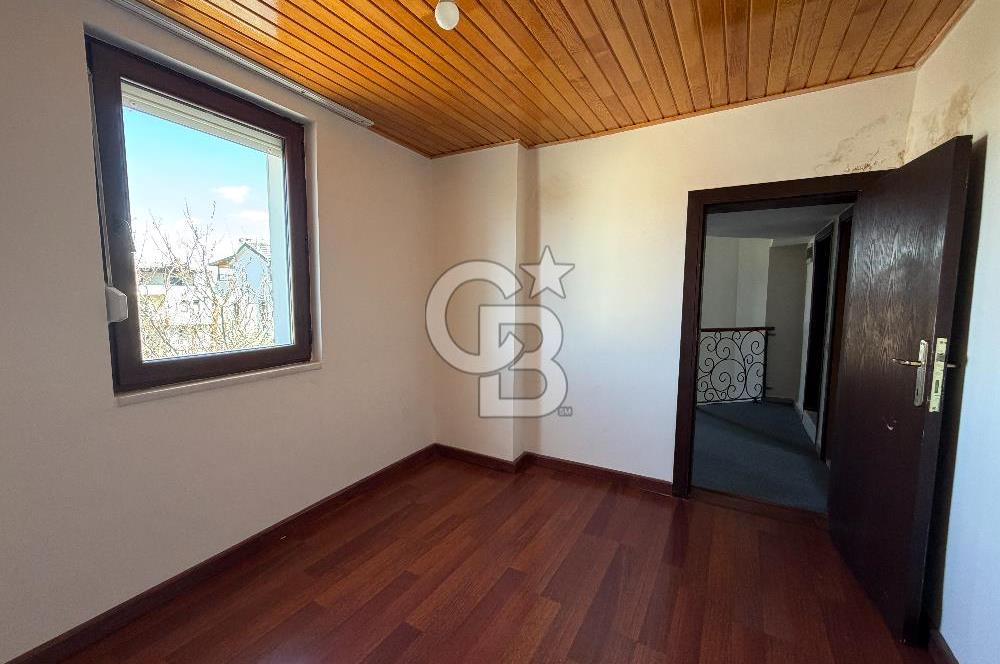 Geniş Bahçe + Sauna | 6+1 Villa | Merkezi Konum