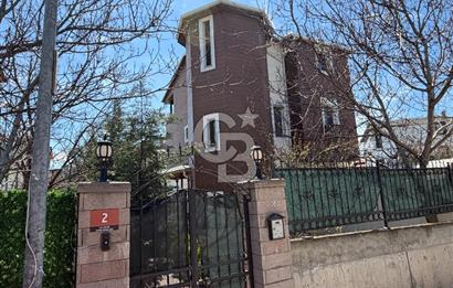 Geniş Bahçe + Sauna | 6+1 Villa | Merkezi Konum