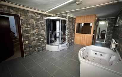 Geniş Bahçe + Sauna | 6+1 Villa | Merkezi Konum