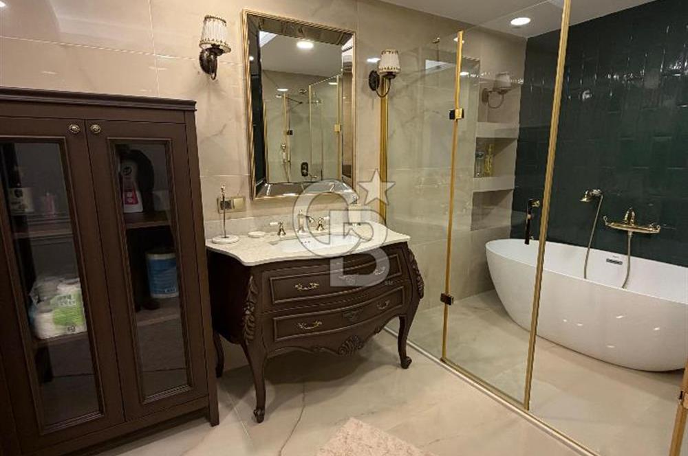 Yalı Konaklarında 260 m² Ferah | Özel Tasarım 4+2 Bahçe Dubleks