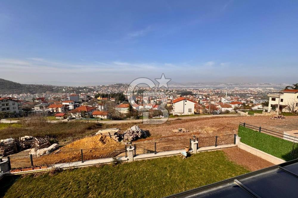 CB ENVOY Gölcük İhsaniye'de Manzaralı Müstakil 4+1 Ferah Villa