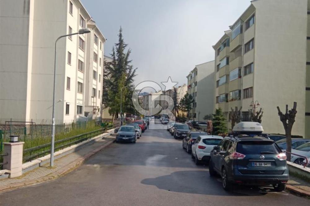 GÜZELSU SİTESİNDE İÇİ YENİ YAPILI KİRALIK DAİRE