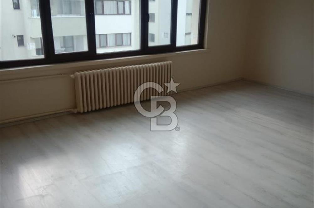 GÜZELSU SİTESİNDE İÇİ YENİ YAPILI KİRALIK DAİRE