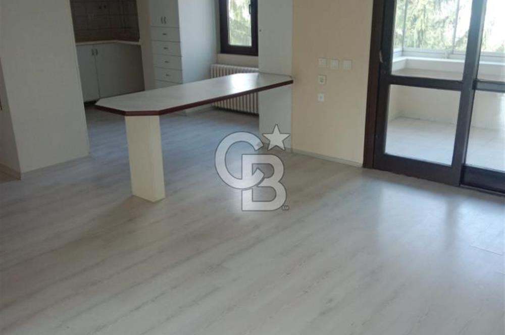 GÜZELSU SİTESİNDE İÇİ YENİ YAPILI KİRALIK DAİRE