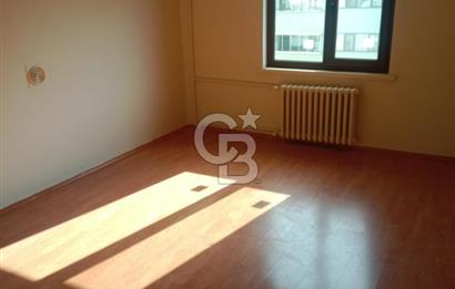 GÜZELSU SİTESİNDE İÇİ YENİ YAPILI KİRALIK DAİRE